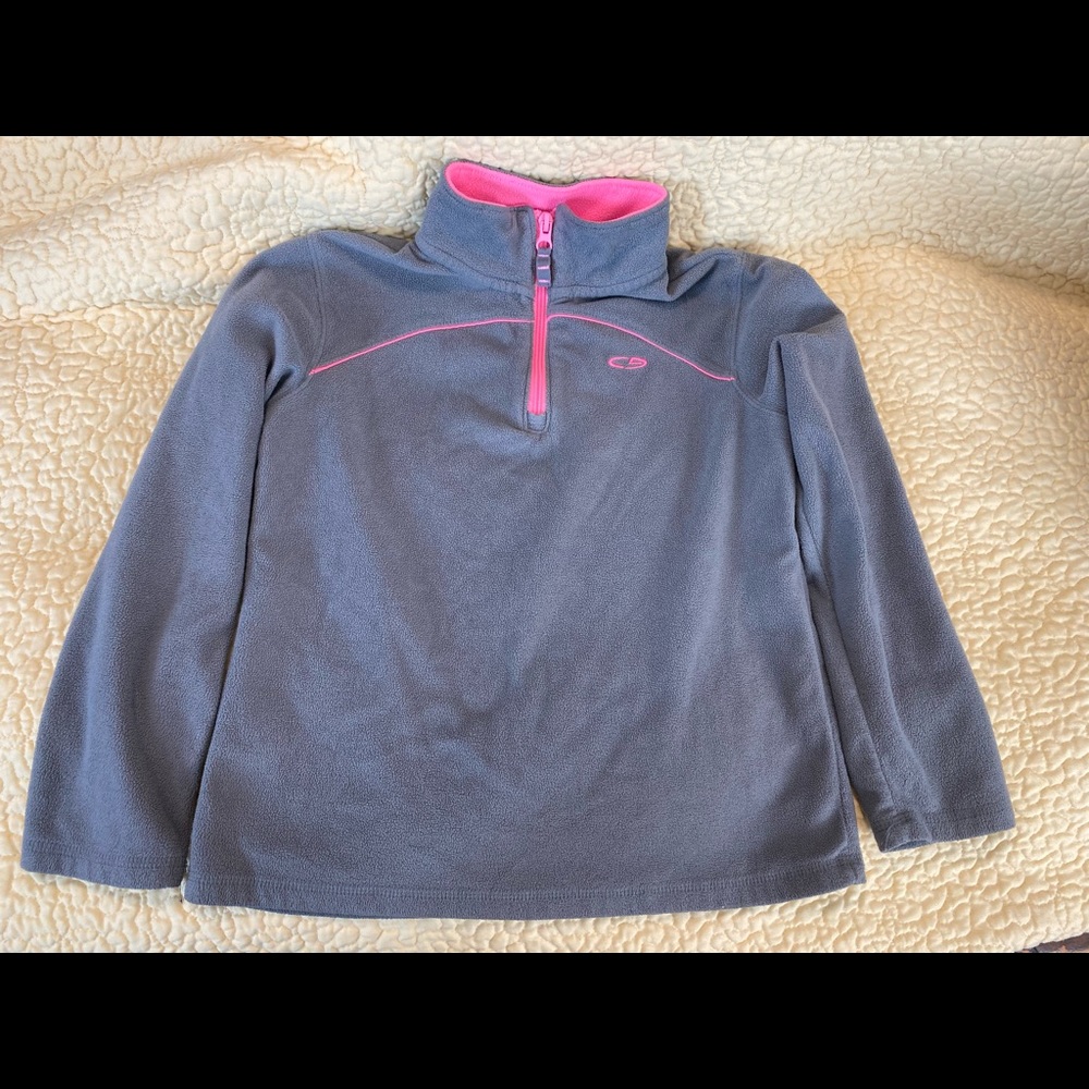Girl’s pullover fleece Top by Champion